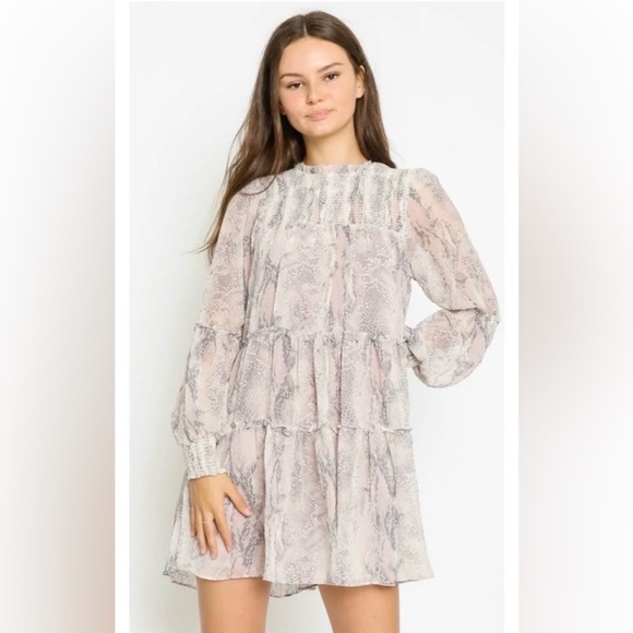 NWT Olivaceous Snake Print Tiered Dress-BLUSH, Size Medium - Picture 1 of 12